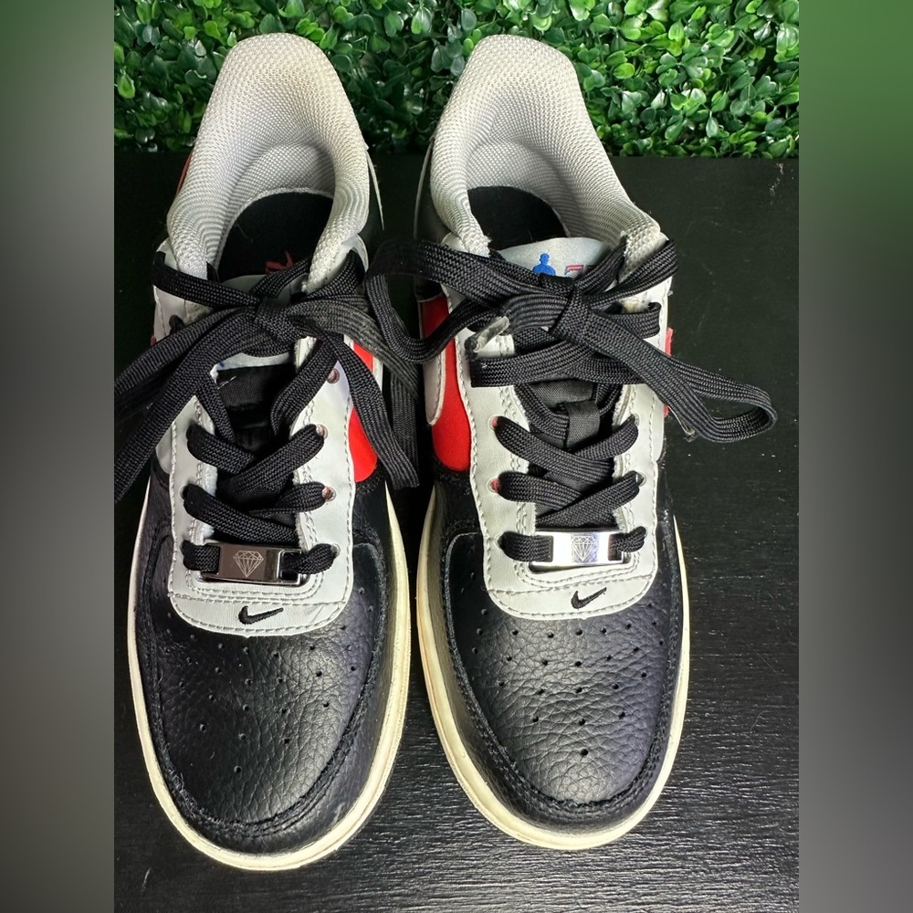 Nike Air Force 1 Low '07 LV8 NBA 75th Anniversary Trail Blazers 5 Youth - Picture 3 of 10